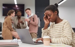 woman looking sad-hate your job